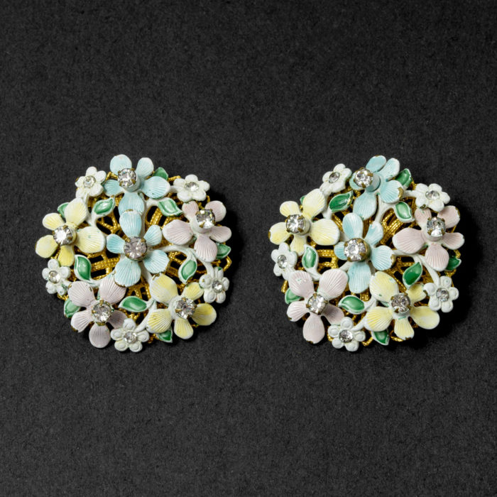 Leru-pastel-floral-1950s-earrings