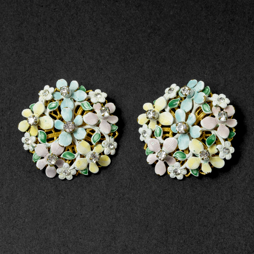 Vintage Weiss Baby Blue Emerald Cut Rhinestone Earrings - Wedding Pale Blue Clip  On Earrings - circa 1955 - Clip On - Vintage Jewelry